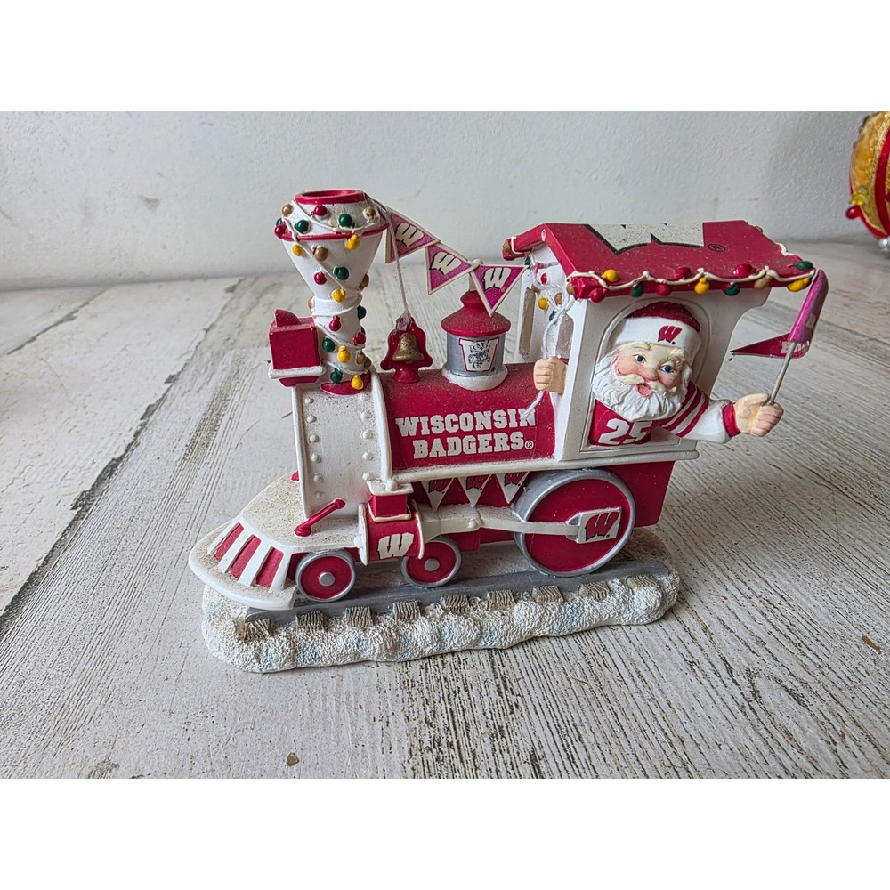 Danbury mint Wisconsin Badgers Santa Express engine Santa Xmas decor